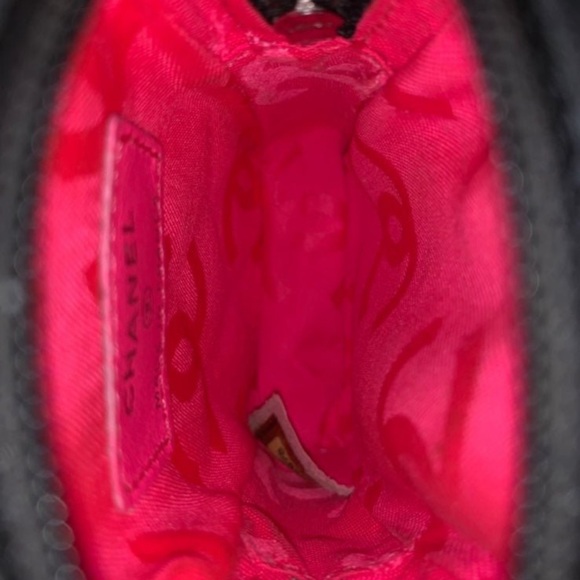 CHANEL Black Quilted Mini Bag Cambon - Picture 7 of 7